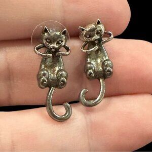 Cat-Shaped Silver-Tone Stud Earrings With Tail Wrap Design Lightweight